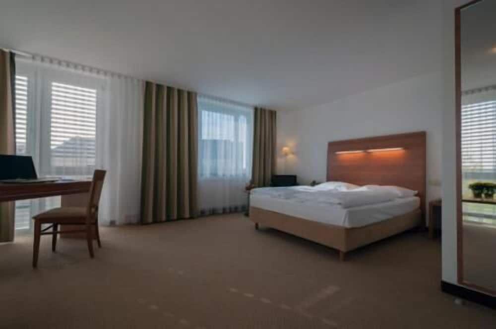 Albhotel Fortuna Riederich ภายนอก รูปภาพ